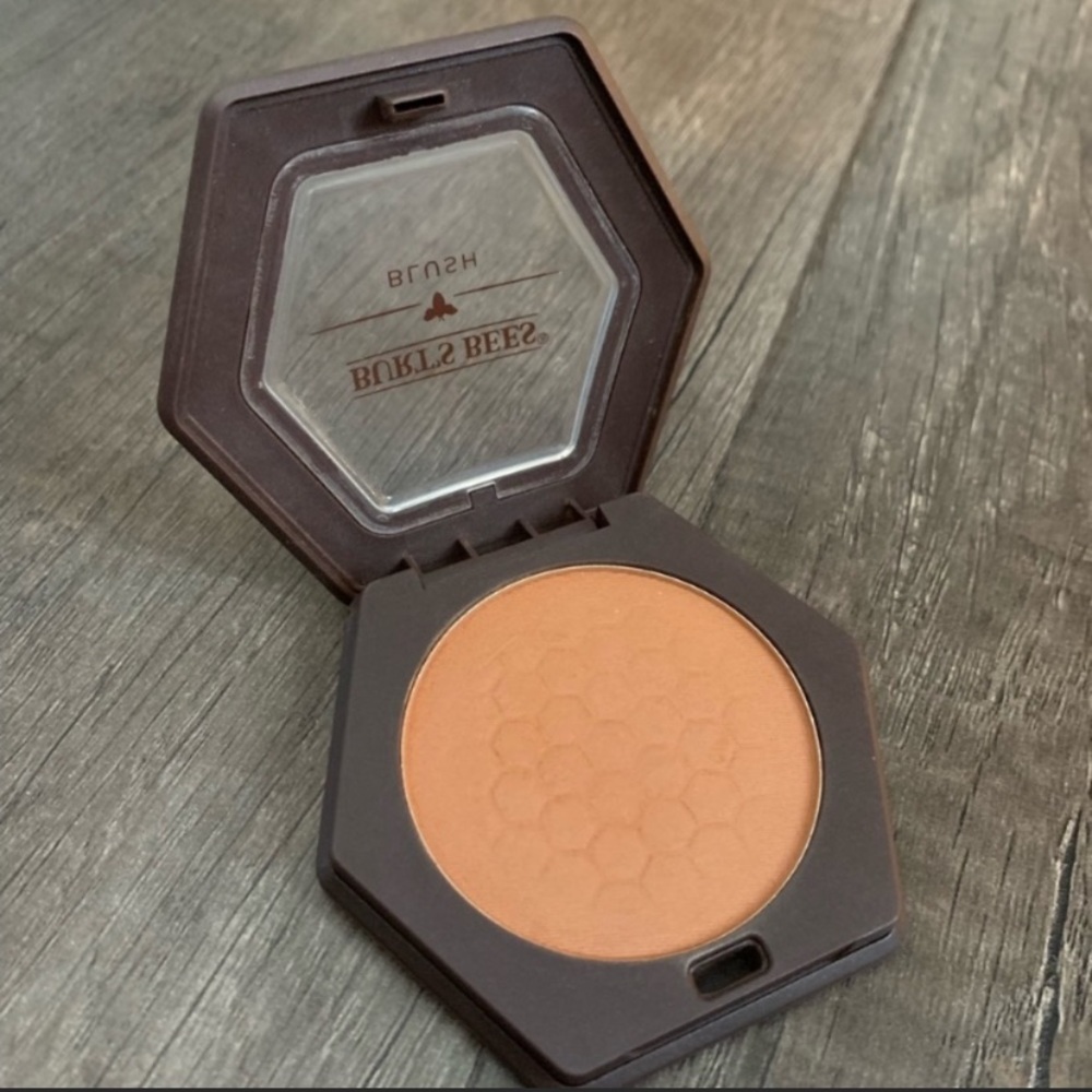 Burt’s Bees - 100% Natural Blush - Toasted Cinnamon